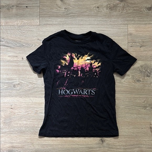 Old Navy Other - Kid’s Black Hogwarts Graphic T-Shirt